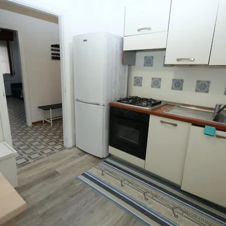 53 Trilocale Con Giardino Holiday home